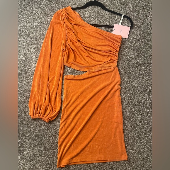 Hello Molly One Sleeve Orange Mini Dress - Picture 4 of 4